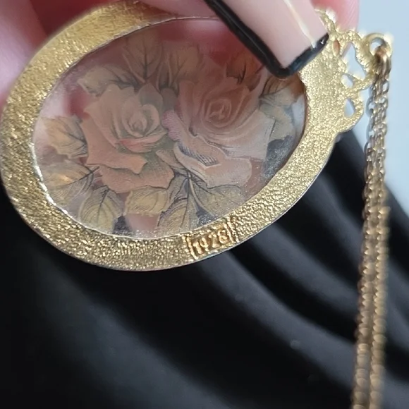 1928 Victorian Revival Transparent Roses Floral Pendant Necklace - Picture 5 of 14